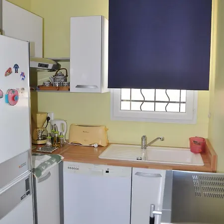 Apartamento Martichris Châteauneuf-de-Gadagne Exterior foto